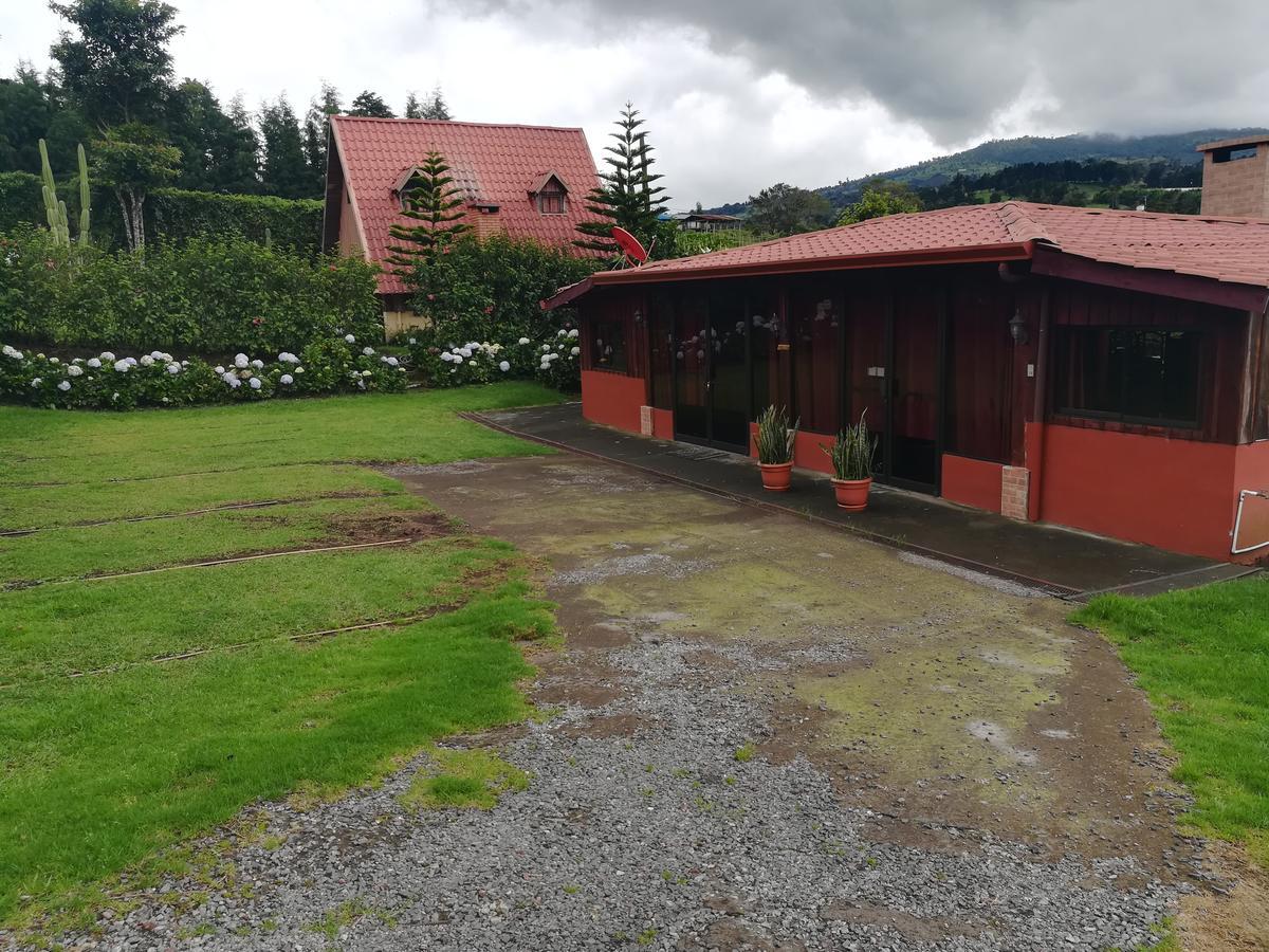 Hotel Chalets Los Volcanes Fraijanes Dış mekan fotoğraf